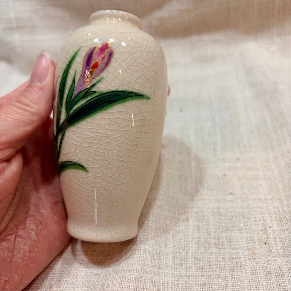 Homco Japan Vintage Satsuma Style Floral Bud‎ Vase Crackle Glaze Gold Rim 4 Inch